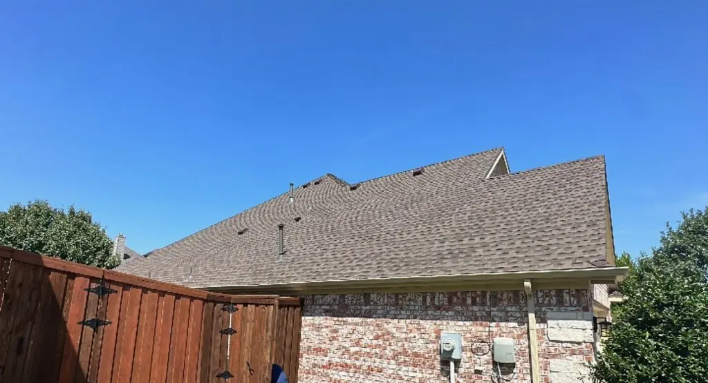 Completed roof replacement project in Valley